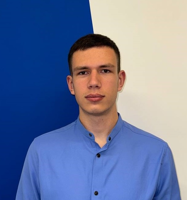 Петров Илья